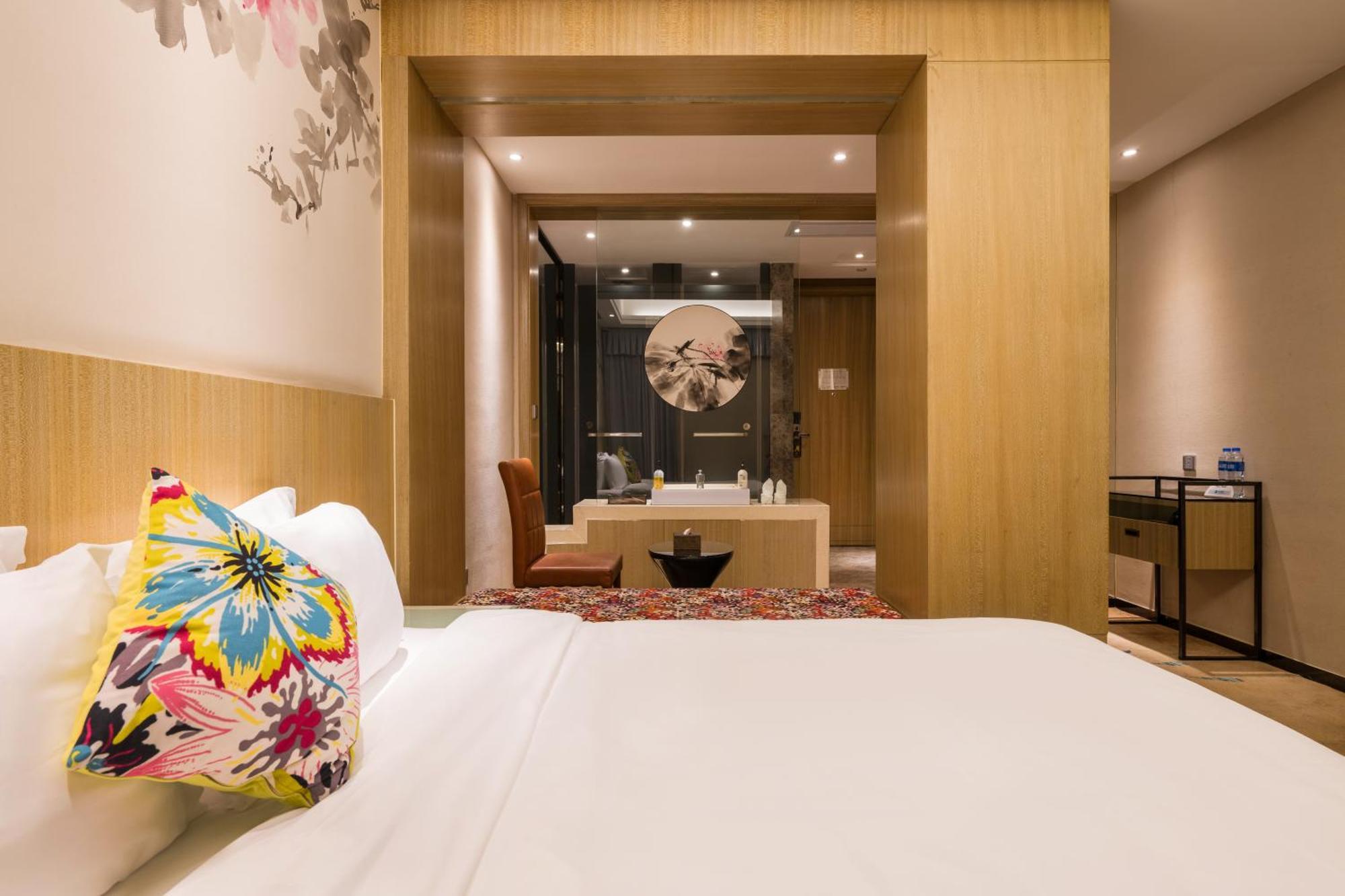 Paco Hotel Tаojin Metro Guangzhou - Free Shuttle Bus For Centen Fair Buitenkant foto