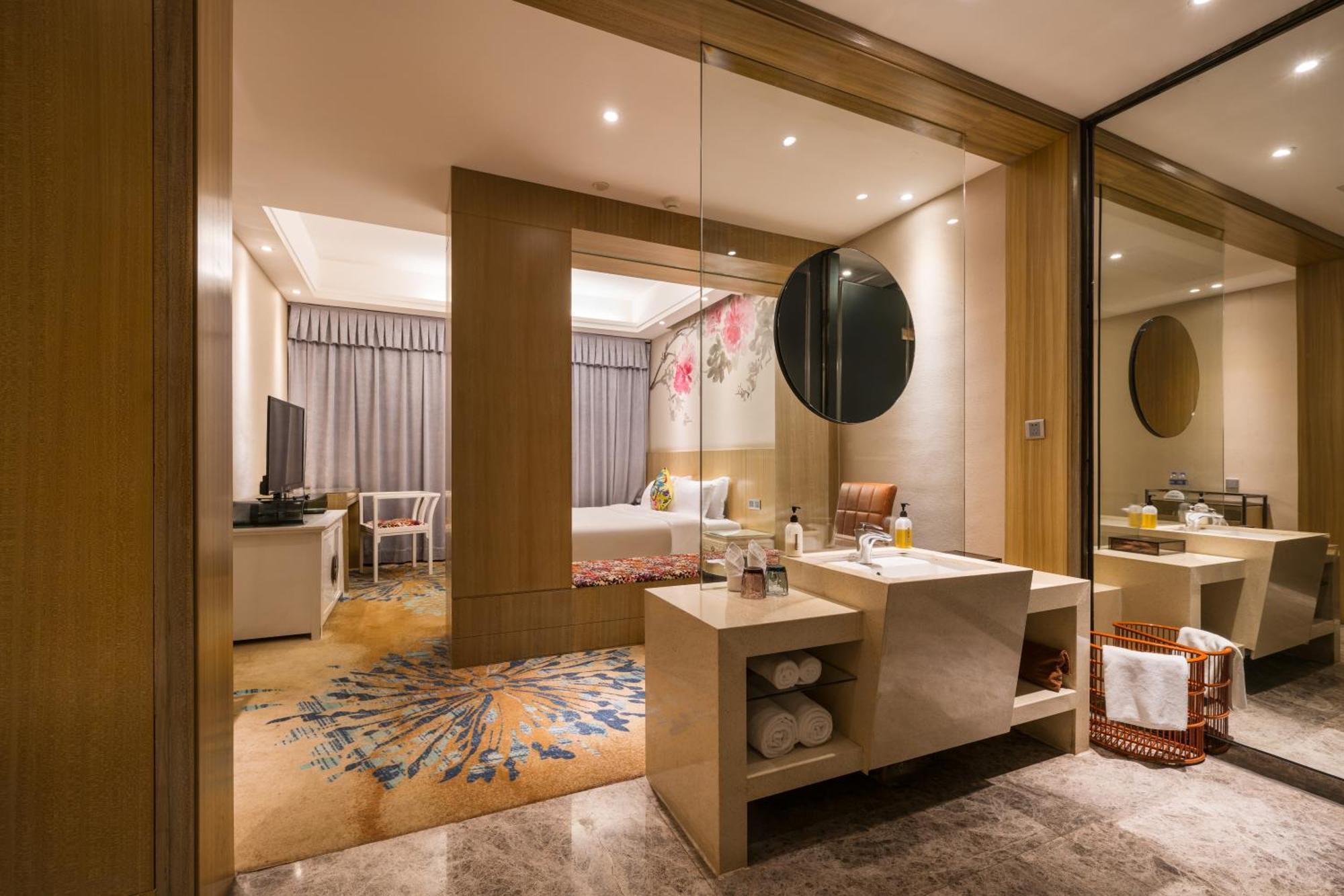 Paco Hotel Tаojin Metro Guangzhou - Free Shuttle Bus For Centen Fair Buitenkant foto