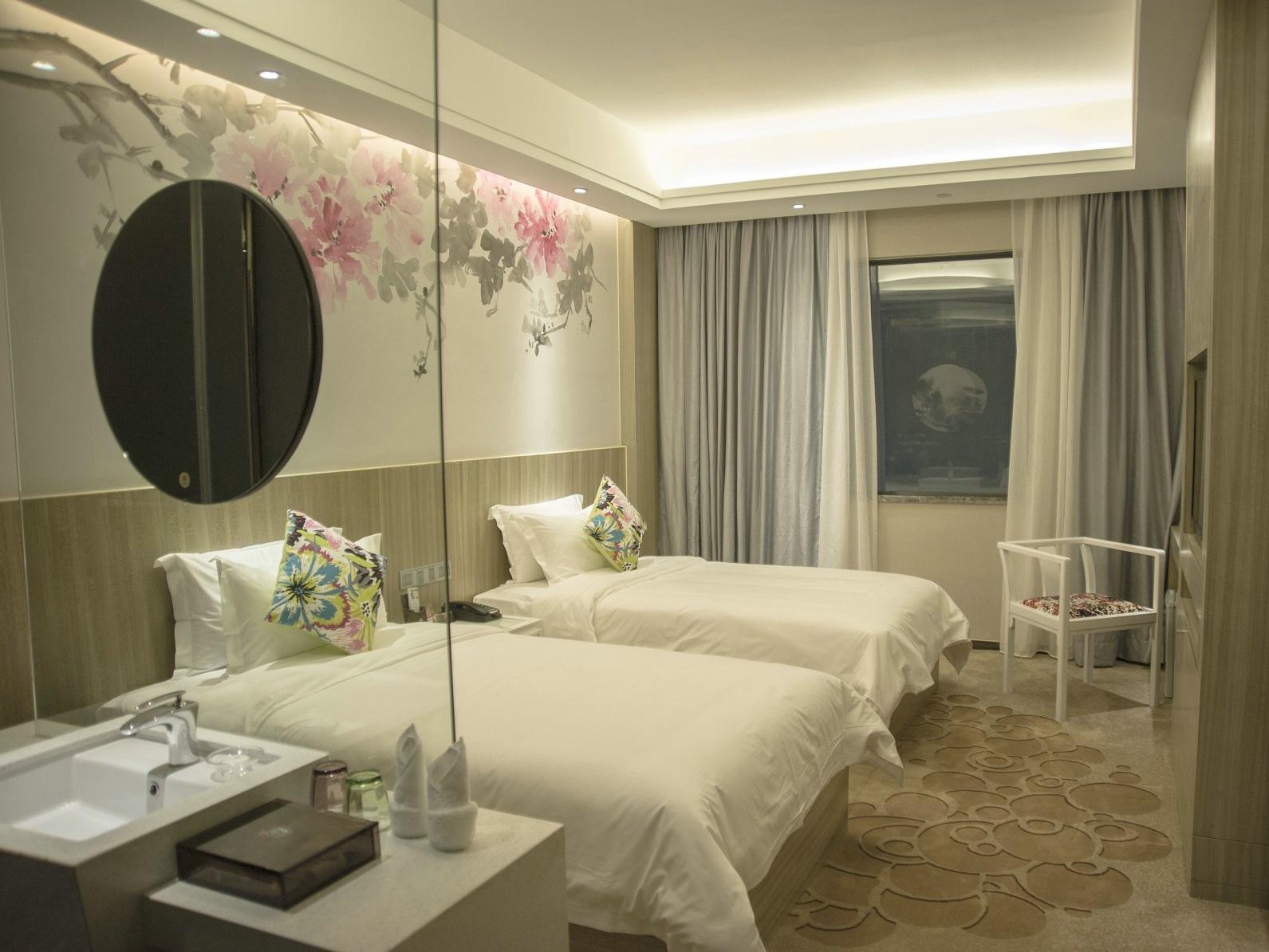 Paco Hotel Tаojin Metro Guangzhou - Free Shuttle Bus For Centen Fair Buitenkant foto