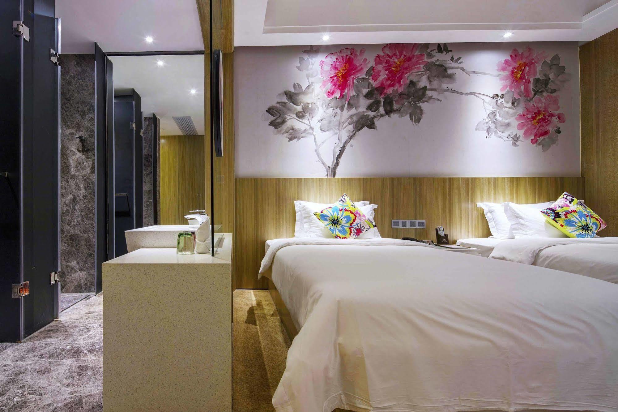 Paco Hotel Tаojin Metro Guangzhou - Free Shuttle Bus For Centen Fair Buitenkant foto